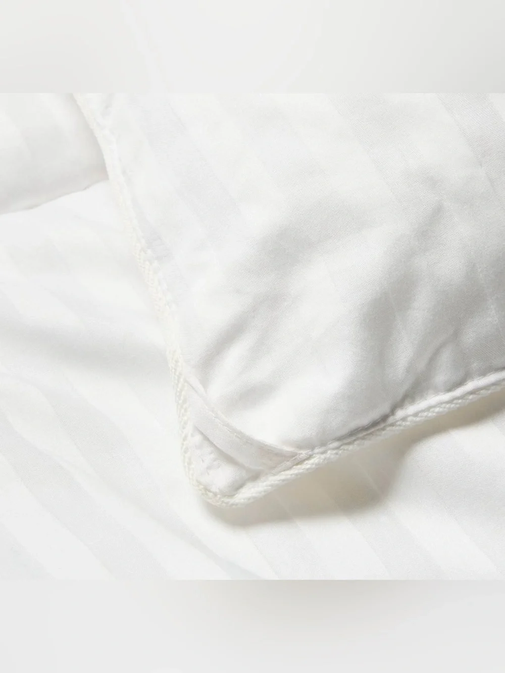 New Full/Queen Hotel Collection Down Alternative DUVET INSERT -Threshold